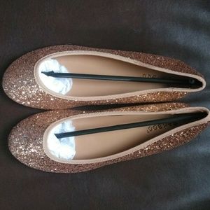 ROSE GOLD bamboo brand flats never been worn